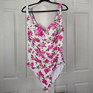 Betsey Johnson NWT Swimsuit